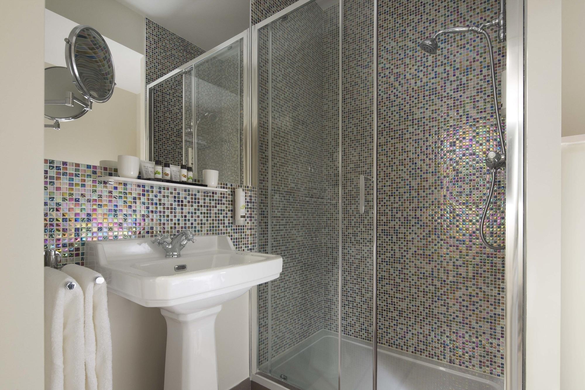 Hotel Celeste Batignolles Montmartre Париж Екстериор снимка