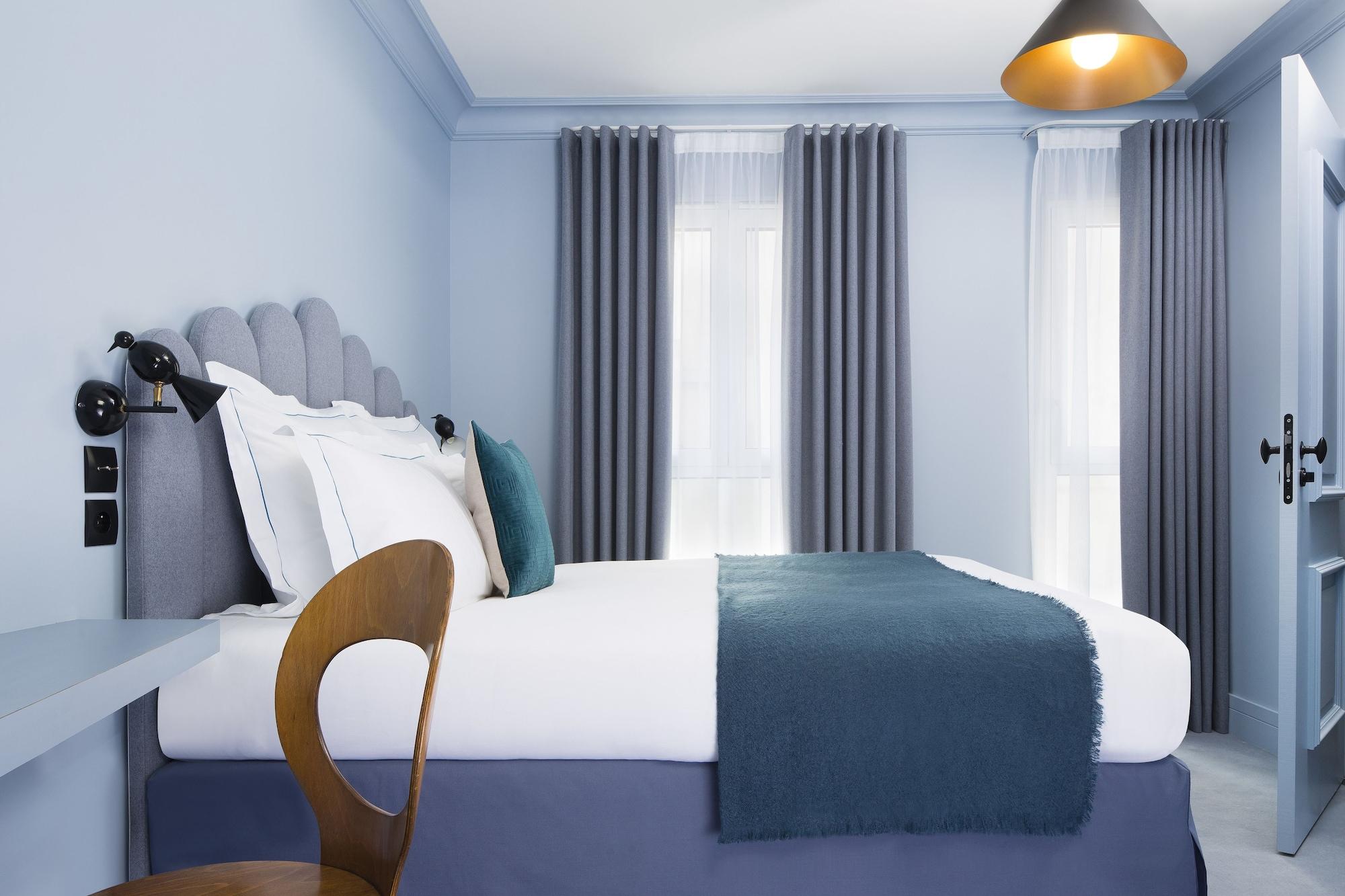 Hotel Celeste Batignolles Montmartre Париж Екстериор снимка